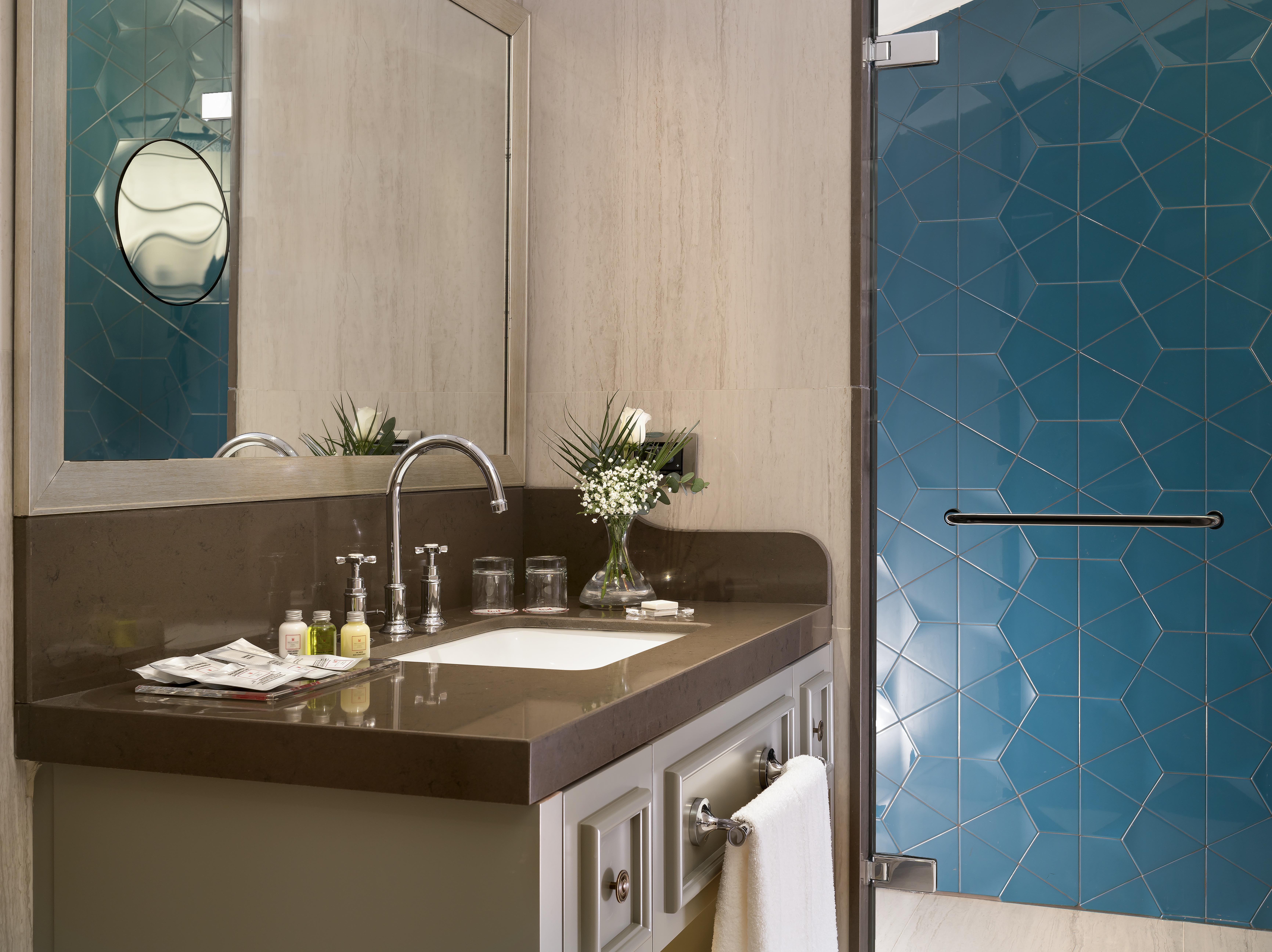 Millennium Istanbul Golden Horn Hotel Luaran gambar Bathroom