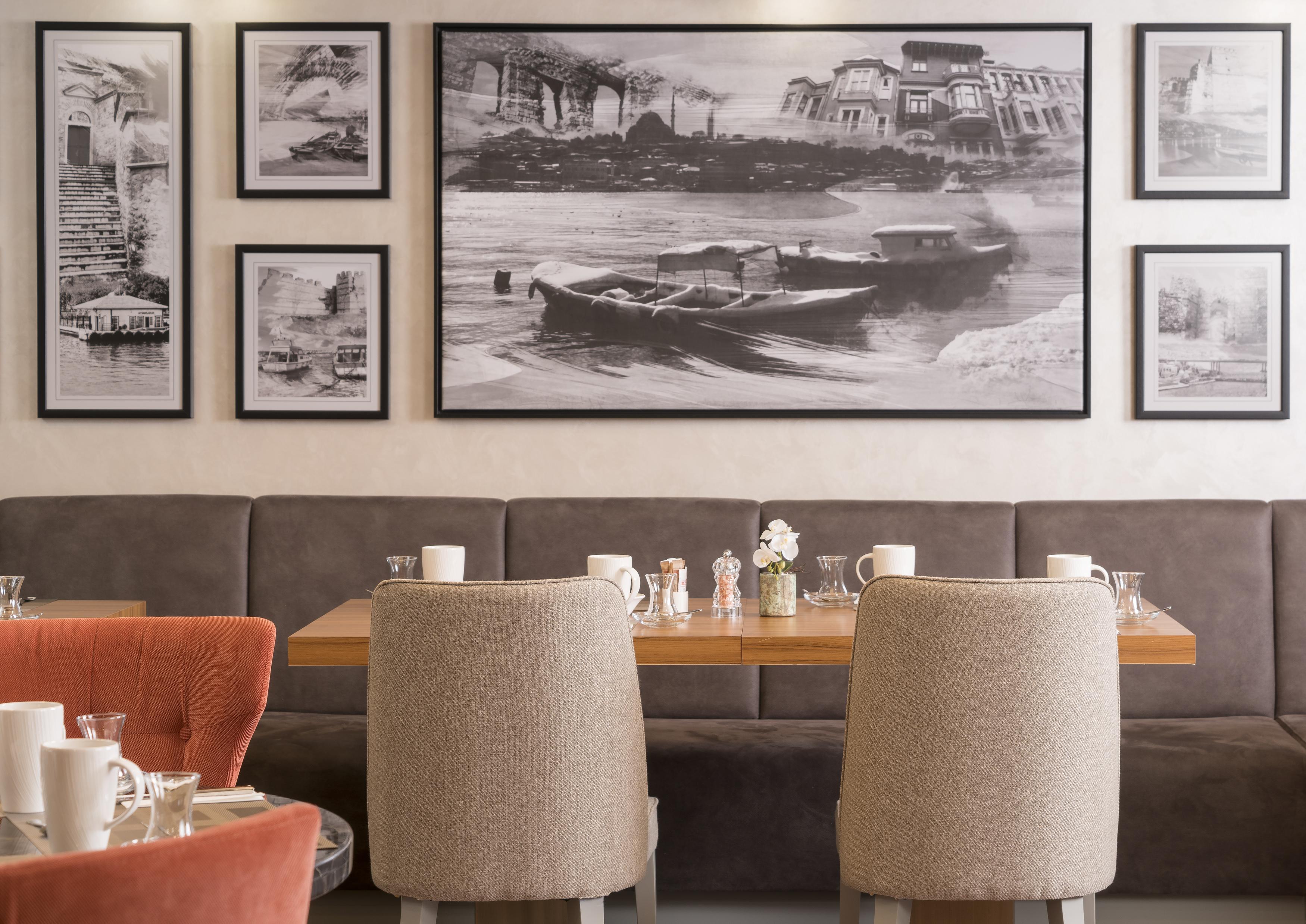 Millennium Istanbul Golden Horn Hotel Luaran gambar Interior of the restaurant
