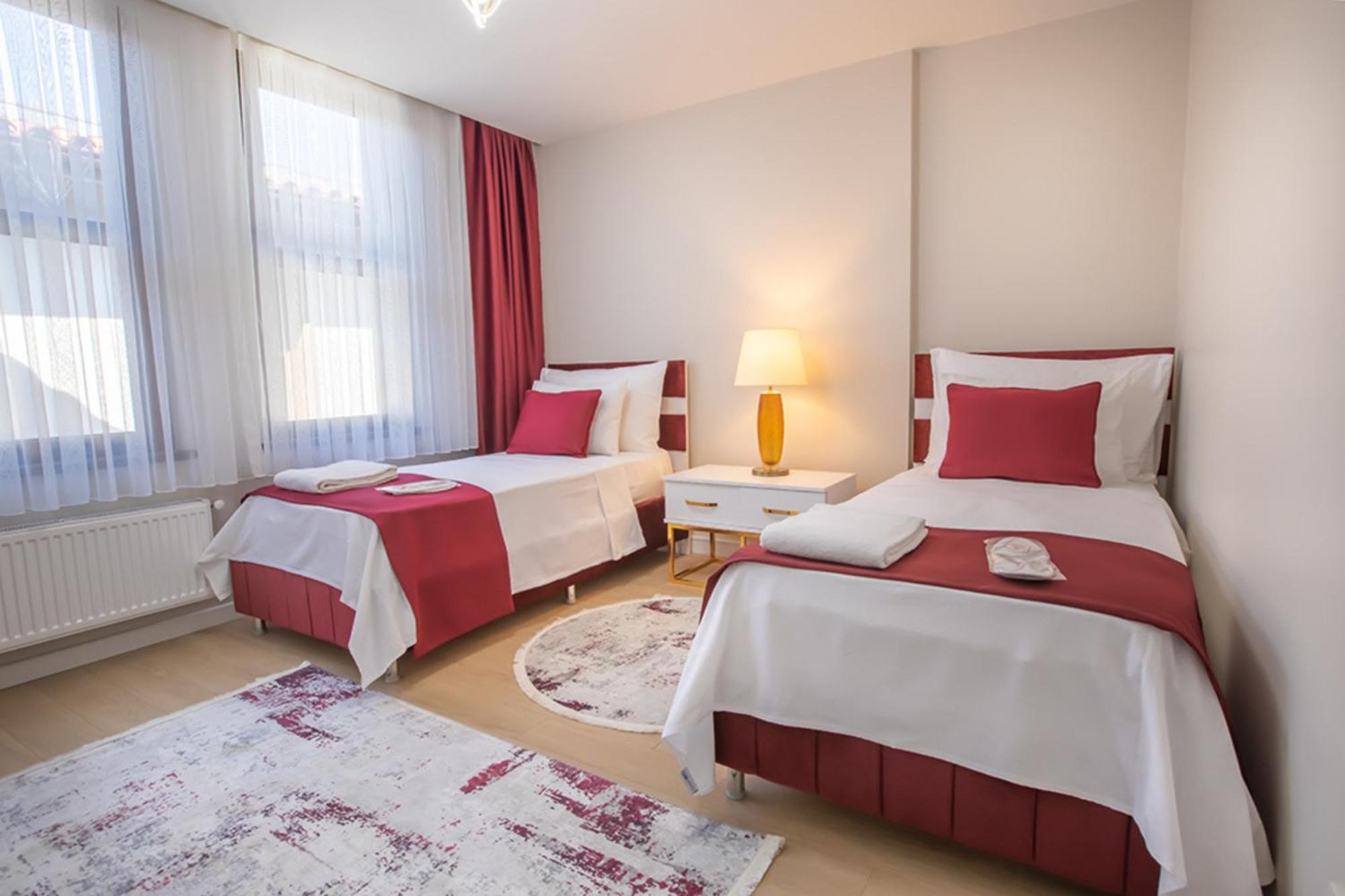 Millennium Istanbul Golden Horn Hotel Luaran gambar A typical hotel room